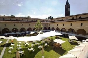 Location per il party aziendale estivo a Milano: rooftop, spazi all'aperto e come scegliere